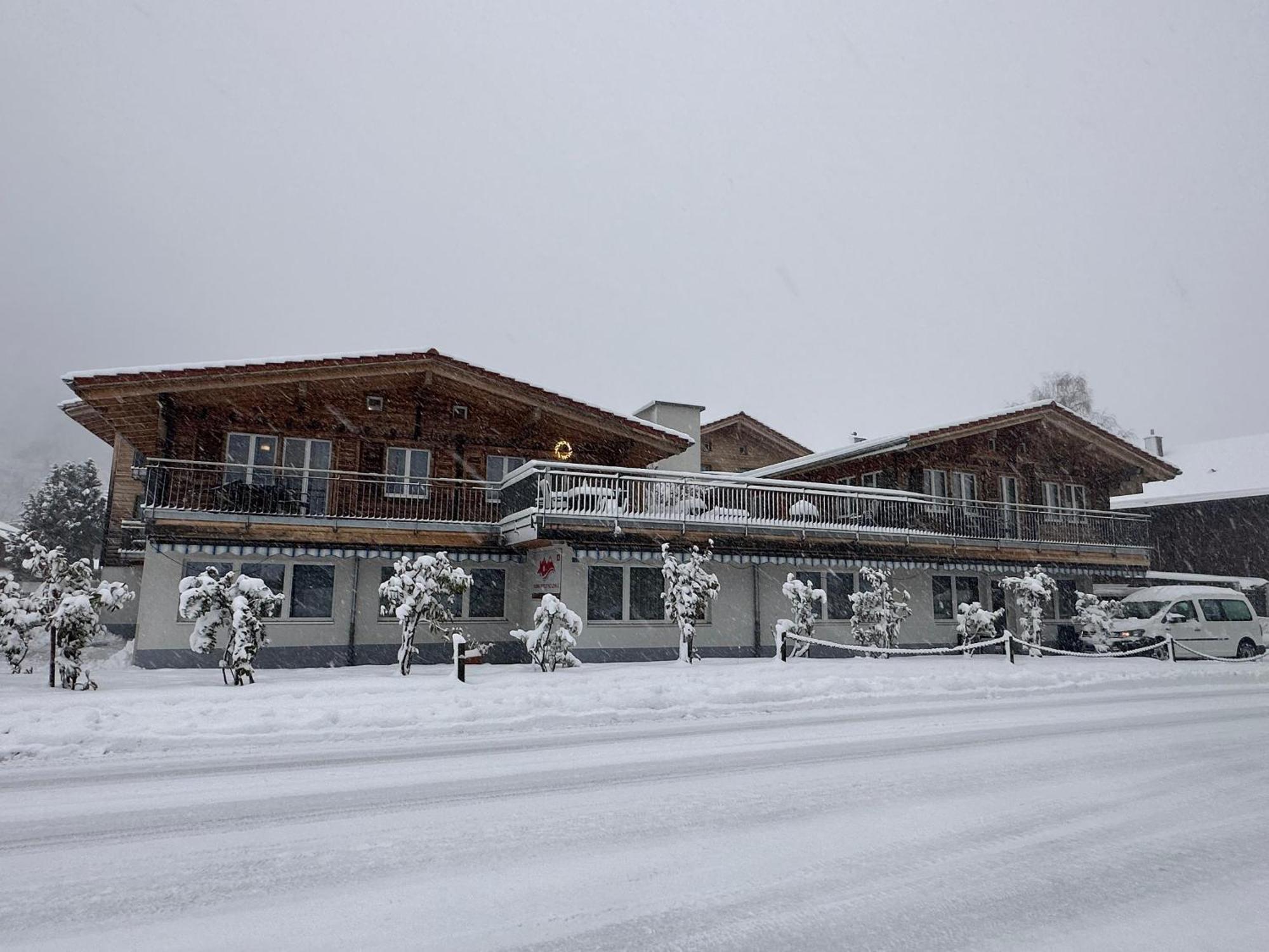 Swiss Chalet Holidays Ringgenberg Buitenkant foto